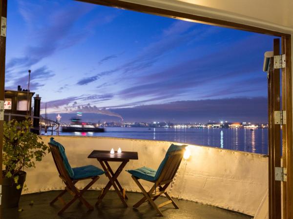 M/S Svalbard B&B : photo 6 de la chambre chambre double