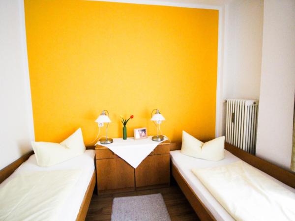 Hotel Pension am Hauptbahnhof : photo 4 de la chambre chambre double standard avec salle de bains commune