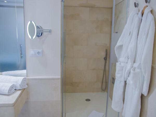 Halo Boutique Hotel : photo 1 de la chambre chambre double de luxe avec baignoire spa