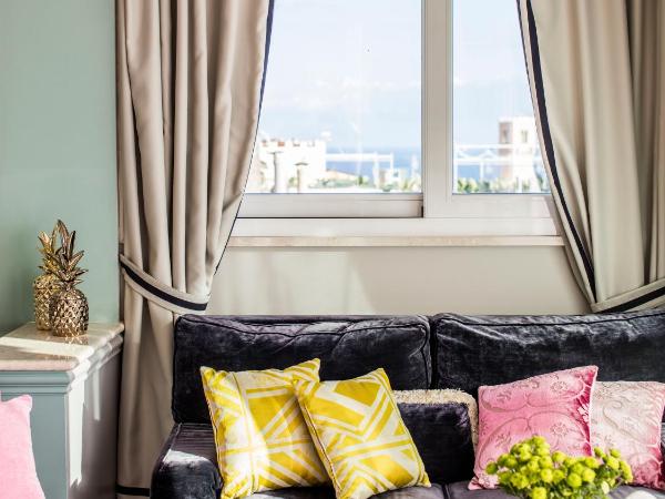 La Malandrina - Apartments & Suites : photo 4 de la chambre appartement 1 chambre avec terrasse - vue sur mer