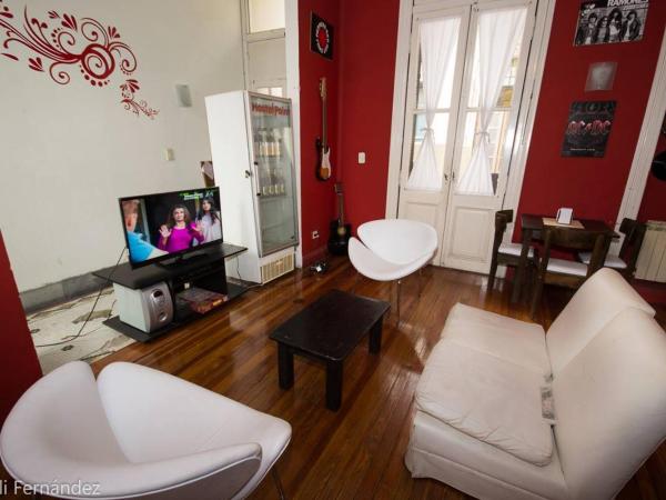 Hostel Point : photo 3 de la chambre chambre lits jumeaux avec salle de bains commune