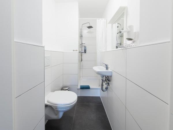 Berolina Haus : photo 6 de la chambre chambre double