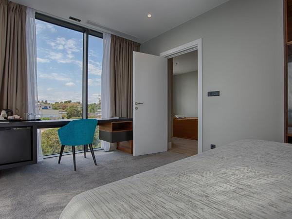 Marvie Hotel & Health : photo 5 de la chambre suite premium avec baignoire spa – vue sur mer