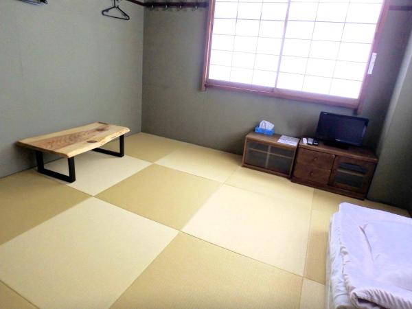 Azuma no Yu : photo 5 de la chambre chambre lits jumeaux de style japonais avec salle de bains commune - non-fumeurs