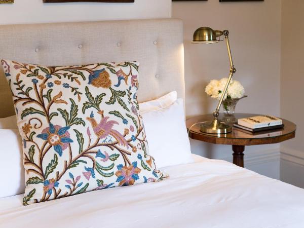 The Corinda Collection : photo 1 de la chambre chambre lit king-size - vue sur mer