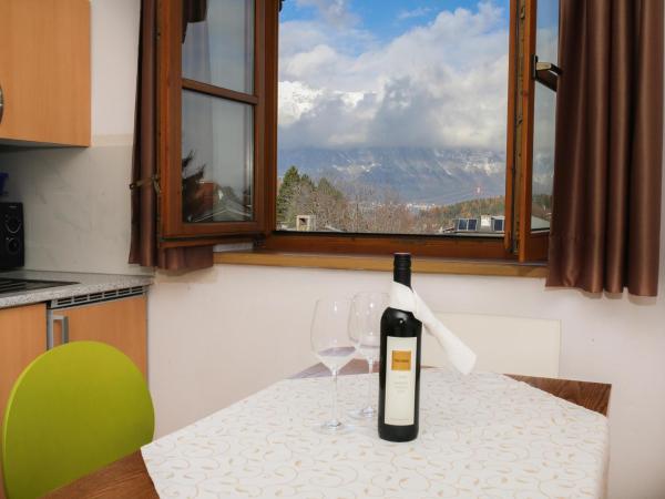 Hotel Sonnenhof - bed & breakfast & appartements : photo 4 de la chambre appartement avec balcon