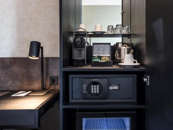 Monet Garden Hotel Amsterdam : photo 5 de la chambre chambre double supérieure - vue sur canal