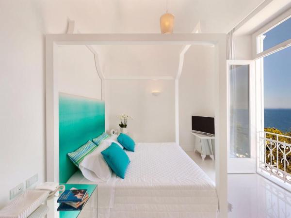 Villa Silvana Relais : photo 2 de la chambre chambre double deluxe - vue sur mer