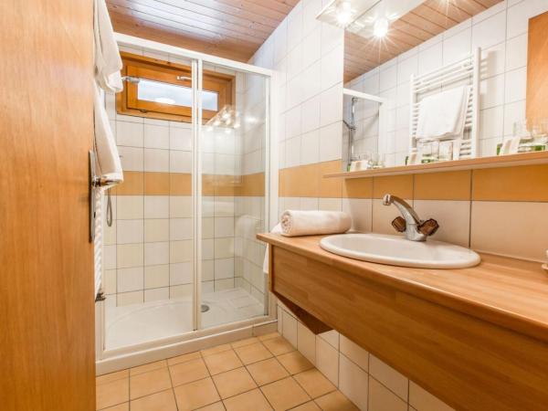 Hotel Les Bruyères : photo 4 de la chambre chambre triple