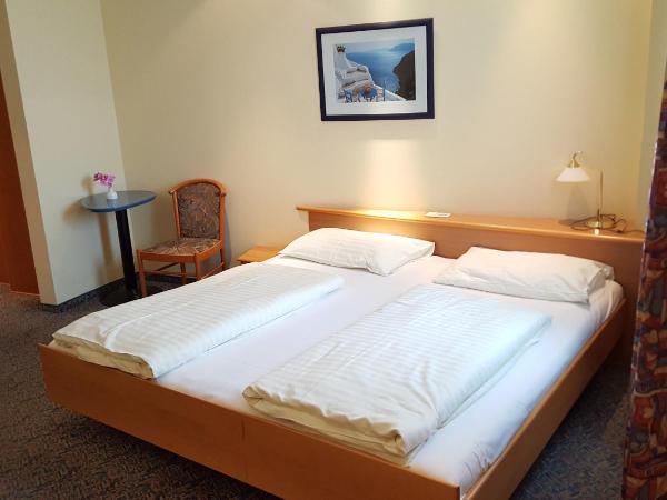 CenterCourt Hotel : photo 8 de la chambre chambre double