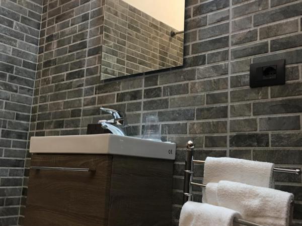 Affittacamere Virginia's Rooms : photo 3 de la chambre chambre double standard