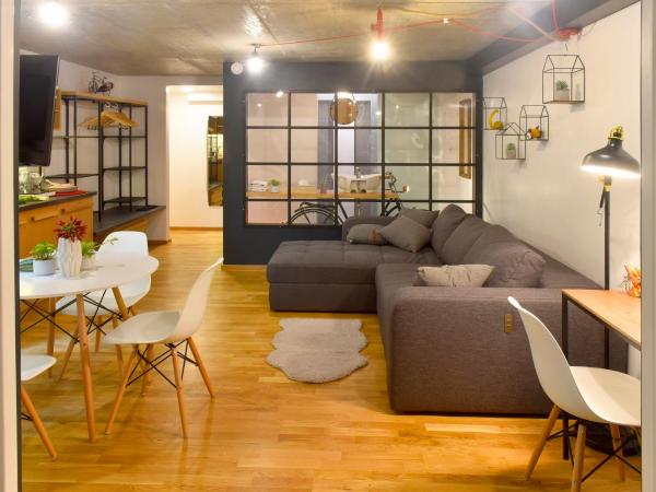 Walk Inn Váci 78 : photo 4 de la chambre suite familiale