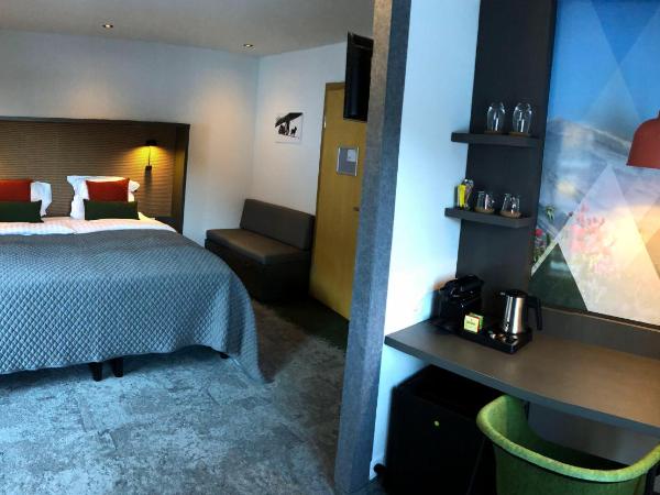 Hotel Les Etagnes : photo 1 de la chambre chambre deluxe double ou lits jumeaux