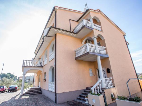 Villa Veli Vrh : photo 8 de la chambre appartement avec balcon