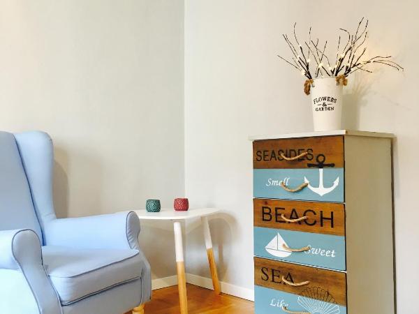 ClickTheFlat Hoża Street Apart Rooms : photo 4 de la chambre chambre double avec salle de bains commune