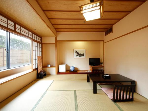 Hotel Hiroshima Garden Palace : photo 2 de la chambre chambre de style japonais