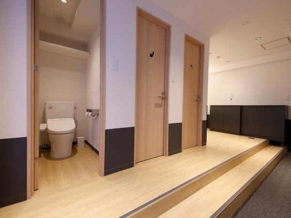 White Hostel Shinsaibashi : photo 3 de la chambre lit simple dans dortoir pour femmes