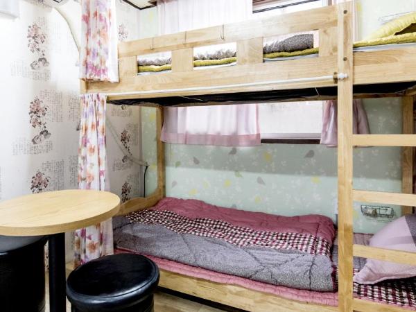 Photo Park Guesthouse : photo 7 de la chambre chambre familiale avec salle de bains privative