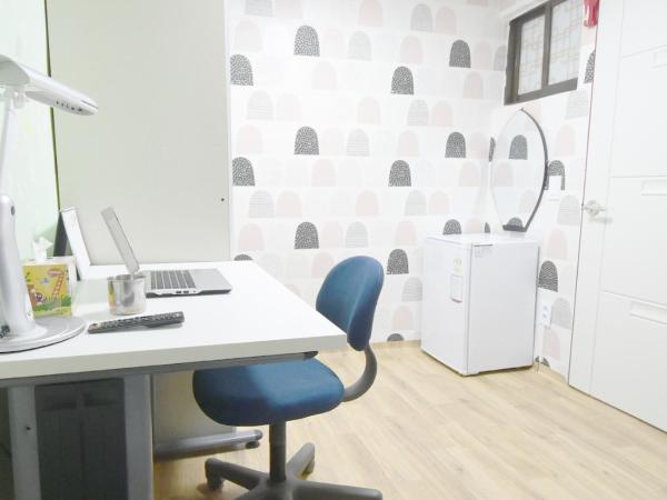 Photo Park Guesthouse : photo 8 de la chambre chambre simple avec salle de bains commune