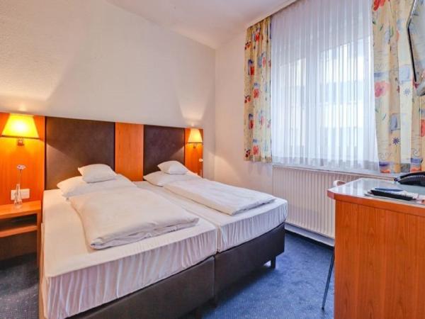 Hotel am Friedensplatz : photo 6 de la chambre chambre double confort