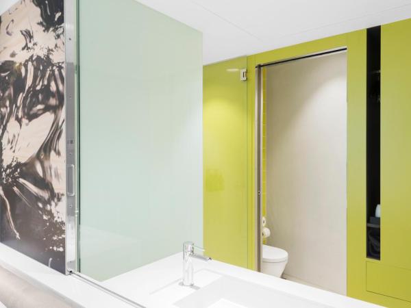 Hotel Rec Barcelona - Adults Only : photo 5 de la chambre chambre double ou lits jumeaux