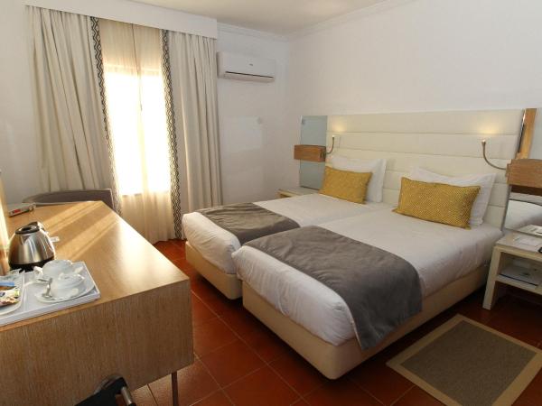 Best Western Hotel Dom Bernardo : photo 7 de la chambre chambre lits jumeaux standard