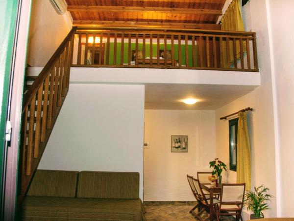 Ippoliti Village : photo 4 de la chambre suite quadruple en duplex - vue sur mer