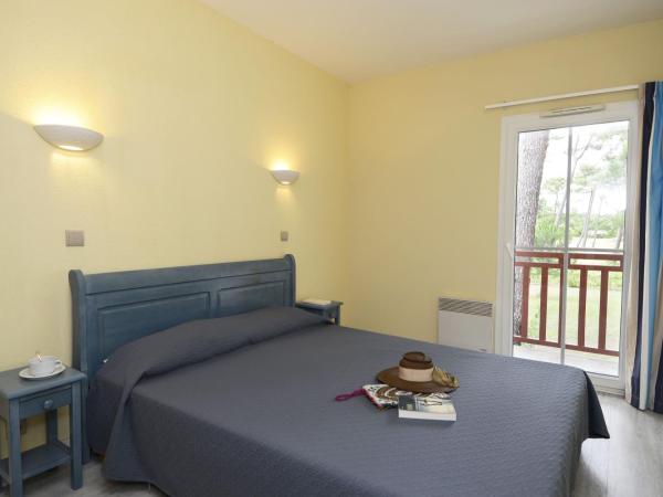 Résidence Odalys Les Greens du Bassin : photo 2 de la chambre appartement 2 pièces - 4 personnes