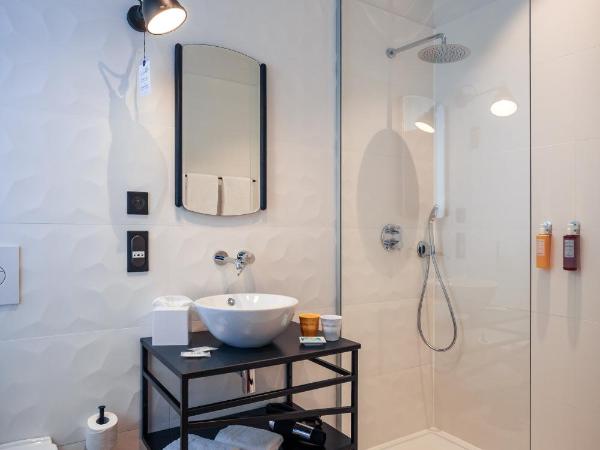 BOMA easy living hotel : photo 2 de la chambre chambre double deluxe