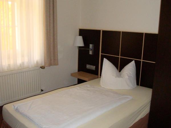 Hotel Landhaus Schlachtensee : photo 3 de la chambre chambre simple