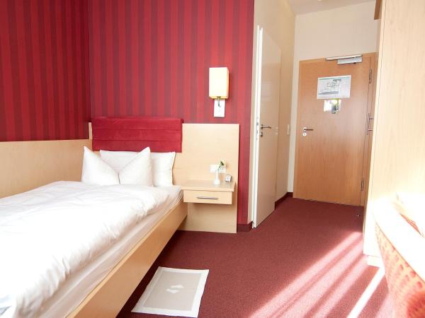 Hotel Deutsches Haus : photo 1 de la chambre chambre simple standard