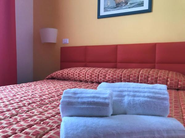 Moonlight Hotel&Suites : photo 7 de la chambre chambre double ou lits jumeaux