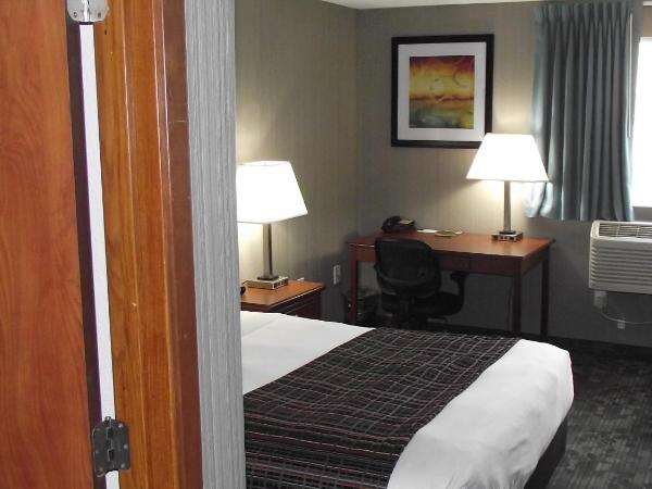 Country Inn & Suites by Radisson, Delta Park North Portland : photo 4 de la chambre chambre lit queen-size