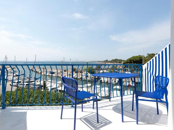 Hôtel La Reine Jane : photo 1 de la chambre chambre double avec balcon - premier Étage - vue sur mer