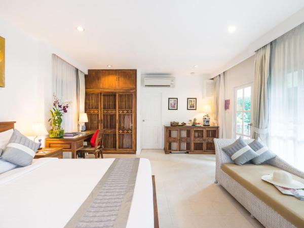 Laksasubha Hua Hin : photo 3 de la chambre hébergement lit king-size avec véranda - côté jardin