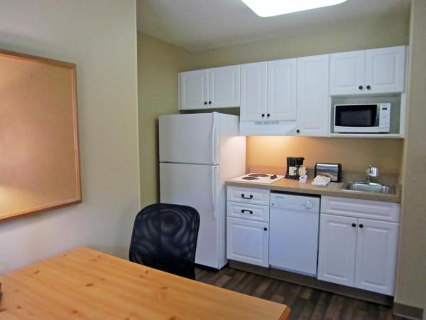 Extended Stay America Select Suites - Atlanta - Buckhead : photo 10 de la chambre studio de luxe avec 1 lit king-size - non-fumeurs