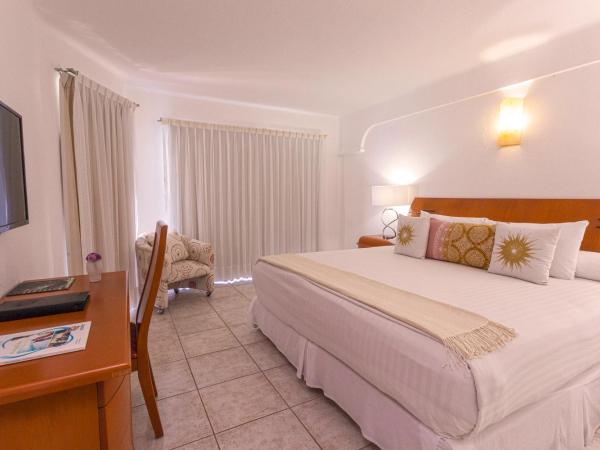 Coral Princess Hotel & Dive Resort : photo 2 de la chambre hébergement lit king-size supérieur aventure dans la jungle