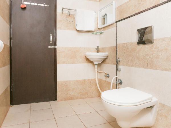 Hotel Habitat Comforts : photo 2 de la chambre chambre double standard avec ventilateur