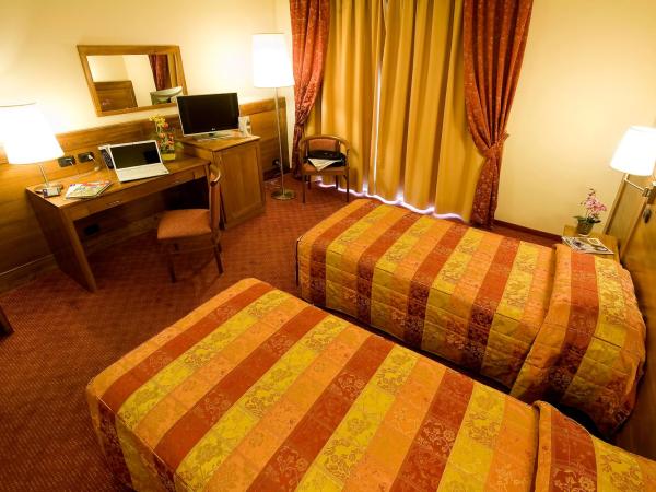 Hotel Master : photo 1 de la chambre chambre lits jumeaux supérieure