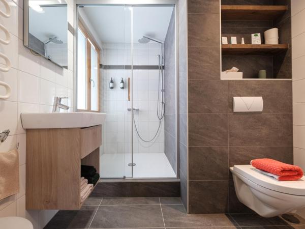 Hotel Les Etagnes : photo 8 de la chambre chambre deluxe double ou lits jumeaux