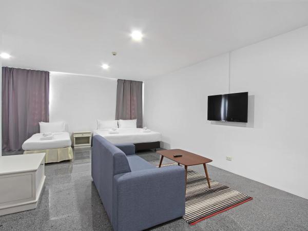 Pula Silom : photo 3 de la chambre chambre triple premier