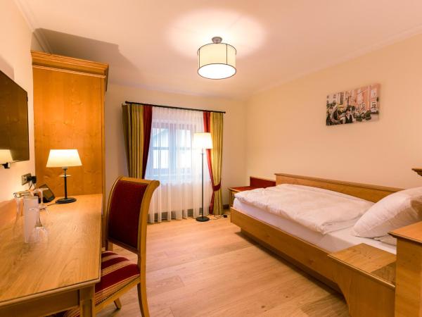 Hotel & Gaststätte zum Erdinger Weißbräu : photo 1 de la chambre chambre simple standard