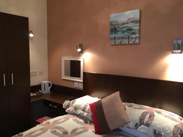 Albro House Hotel : photo 3 de la chambre chambre triple