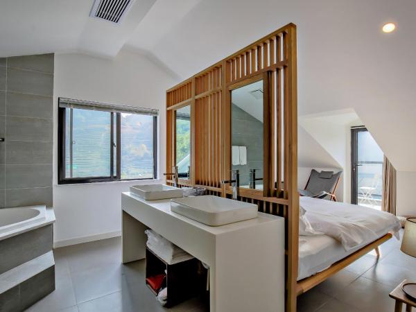 Hangzhou Sansu Hotel : photo 2 de la chambre chambre lit queen-size avec baignoire spa