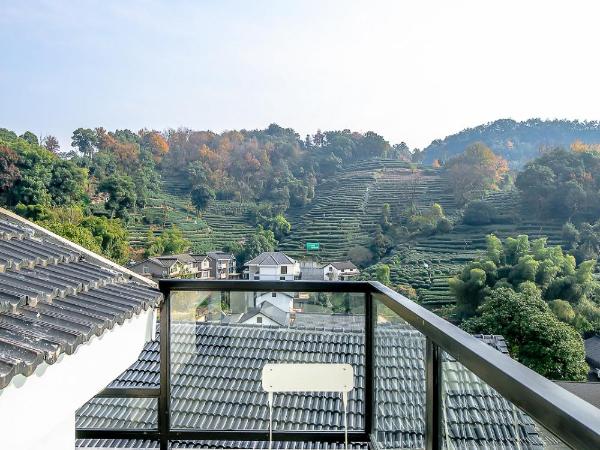 Hangzhou Sansu Hotel : photo 6 de la chambre chambre lit queen-size avec baignoire spa
