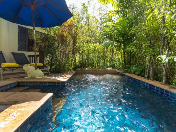 Seaview Resort Khao Lak - SHA Plus : photo 4 de la chambre villa deluxe avec piscine 