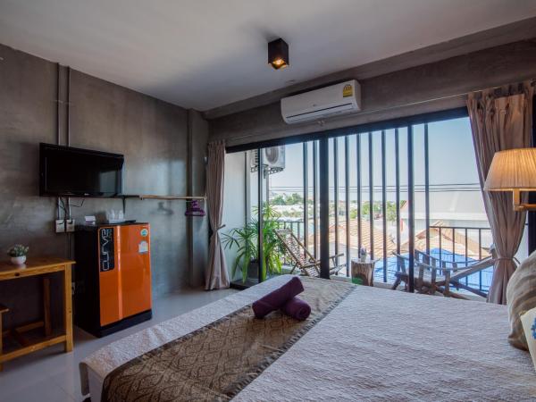 Lovely Guesthouse 94 : photo 5 de la chambre chambre double supérieure