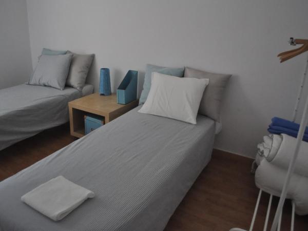 F! Lisbon Guest House : photo 5 de la chambre chambre familiale standard