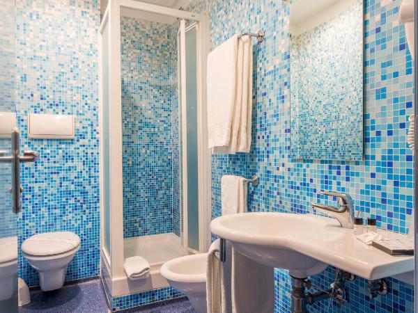 Best Western Hotel Plaza : photo 9 de la chambre chambre familiale