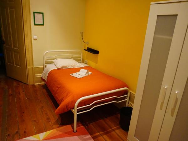 CoolHostel : photo 1 de la chambre chambre lits jumeaux